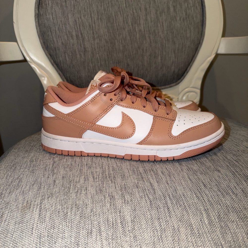 Nike Dunks  Women’s Low-Top Sneakers - White & Pink
